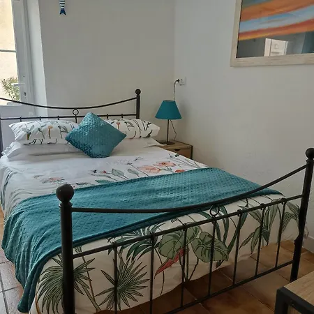 Maison Marin, Charming Village With Pool Holiday home Saint-Thomas-de-Conac